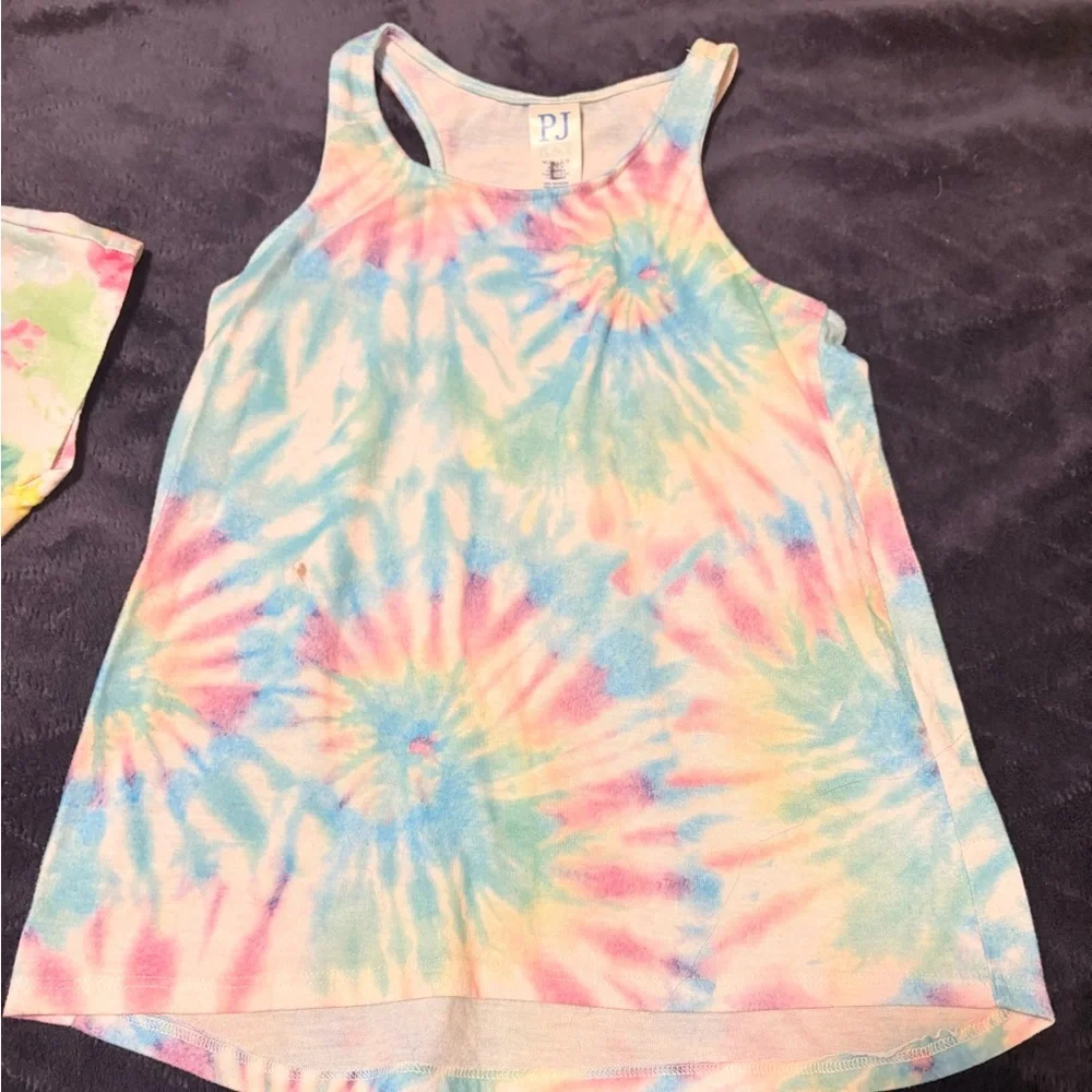 Girls Sleep shirt/short combos size (7/8)